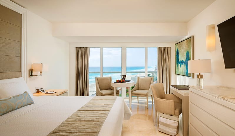 Le Blanc Spa Resort-Royale Deluxe Partial Ocean View 1_7478